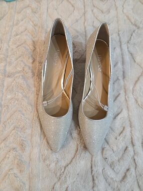 J. Renee Sparkle Pointed Toe Kitten Heels -Silver Petite Short Stilettos Size 12